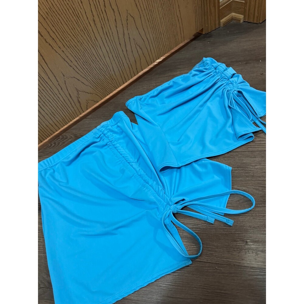 Swim wear NWT size 4 top size 2 bottoms - Picture 2 of 5